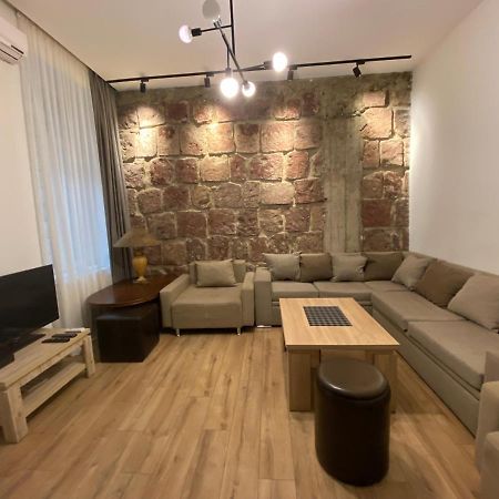 Nice Loft On Uznadze Street Tbilisi Luaran gambar