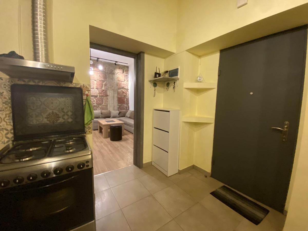 Nice Loft On Uznadze Street Tbilisi Luaran gambar